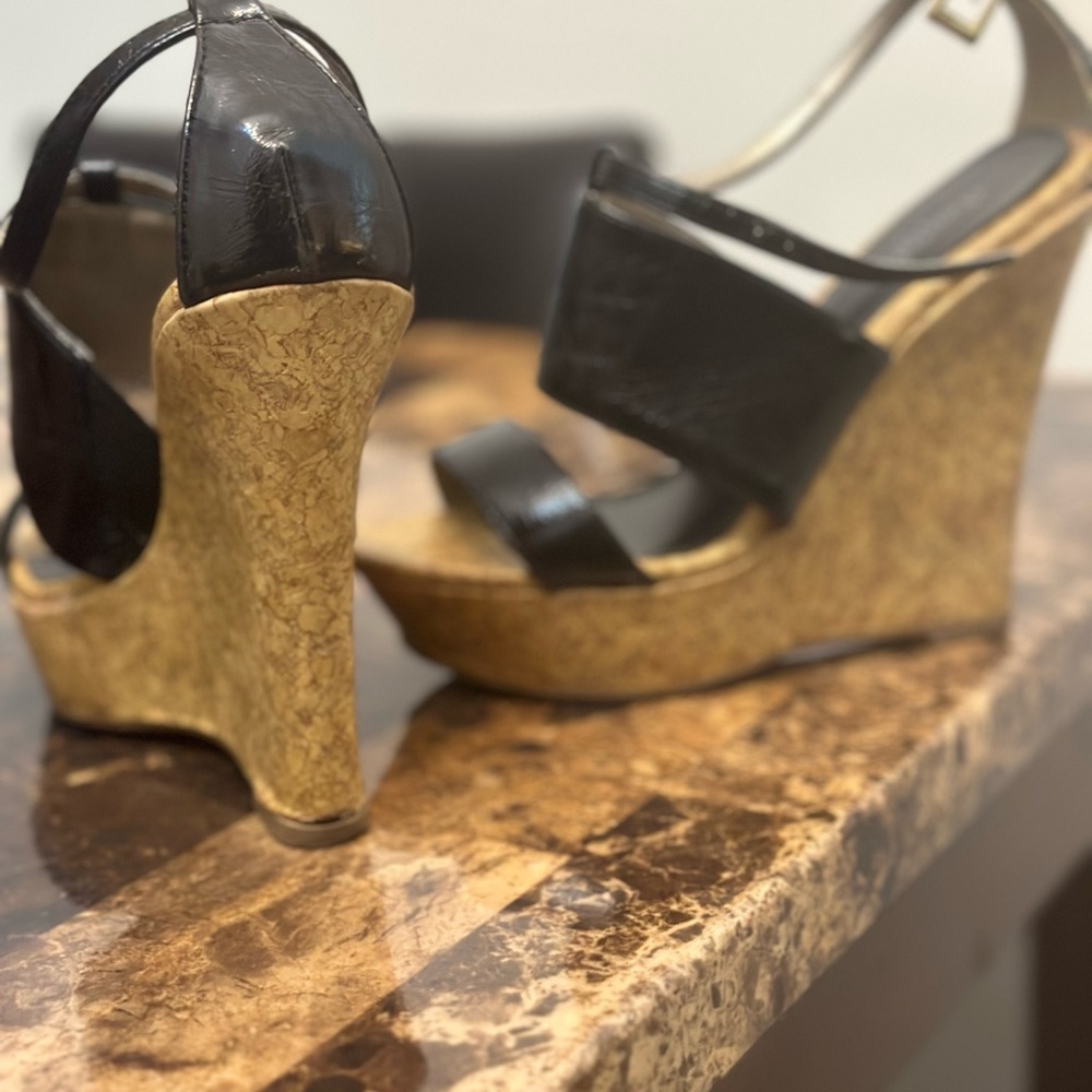Wedge heel